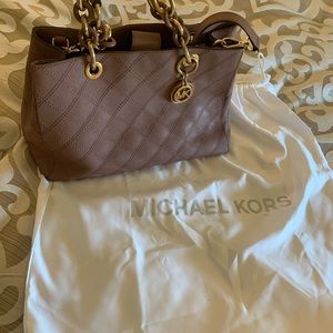 Michael Kors Cynthia. Dusty Rose w/Cross stitches